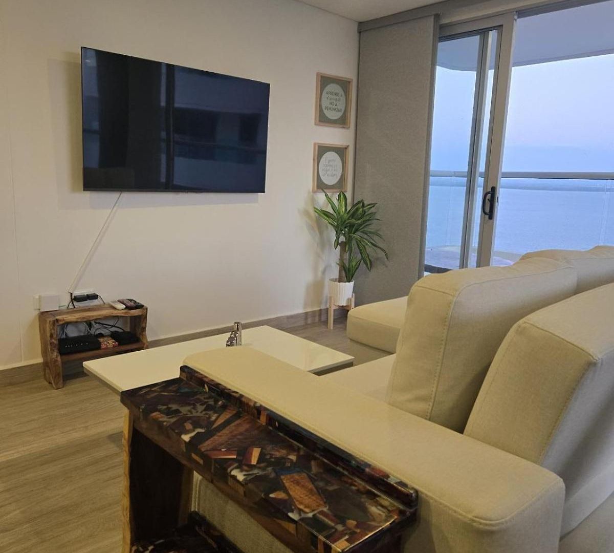 Brand New, Perfectly Located 2-2 In Cielomar! Cartagena