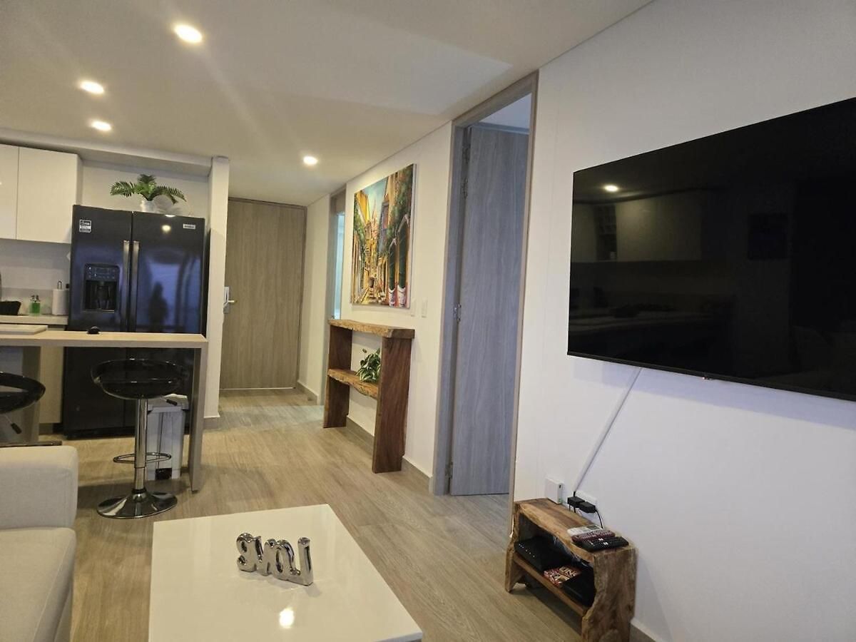 Brand New, Perfectly Located 2-2 In Cielomar! Apartamento