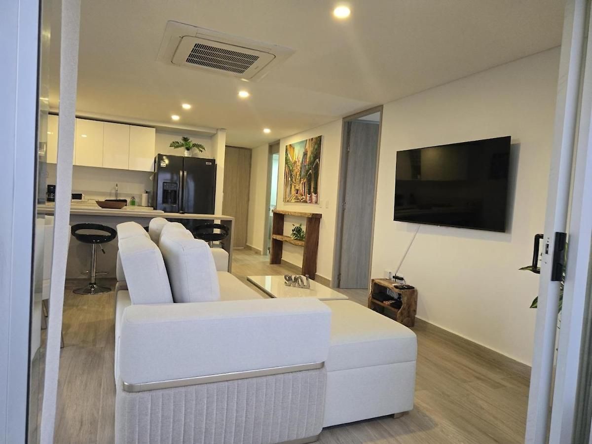 Apartamento Brand New, Perfectly Located 2-2 In Cielomar! Cartagena